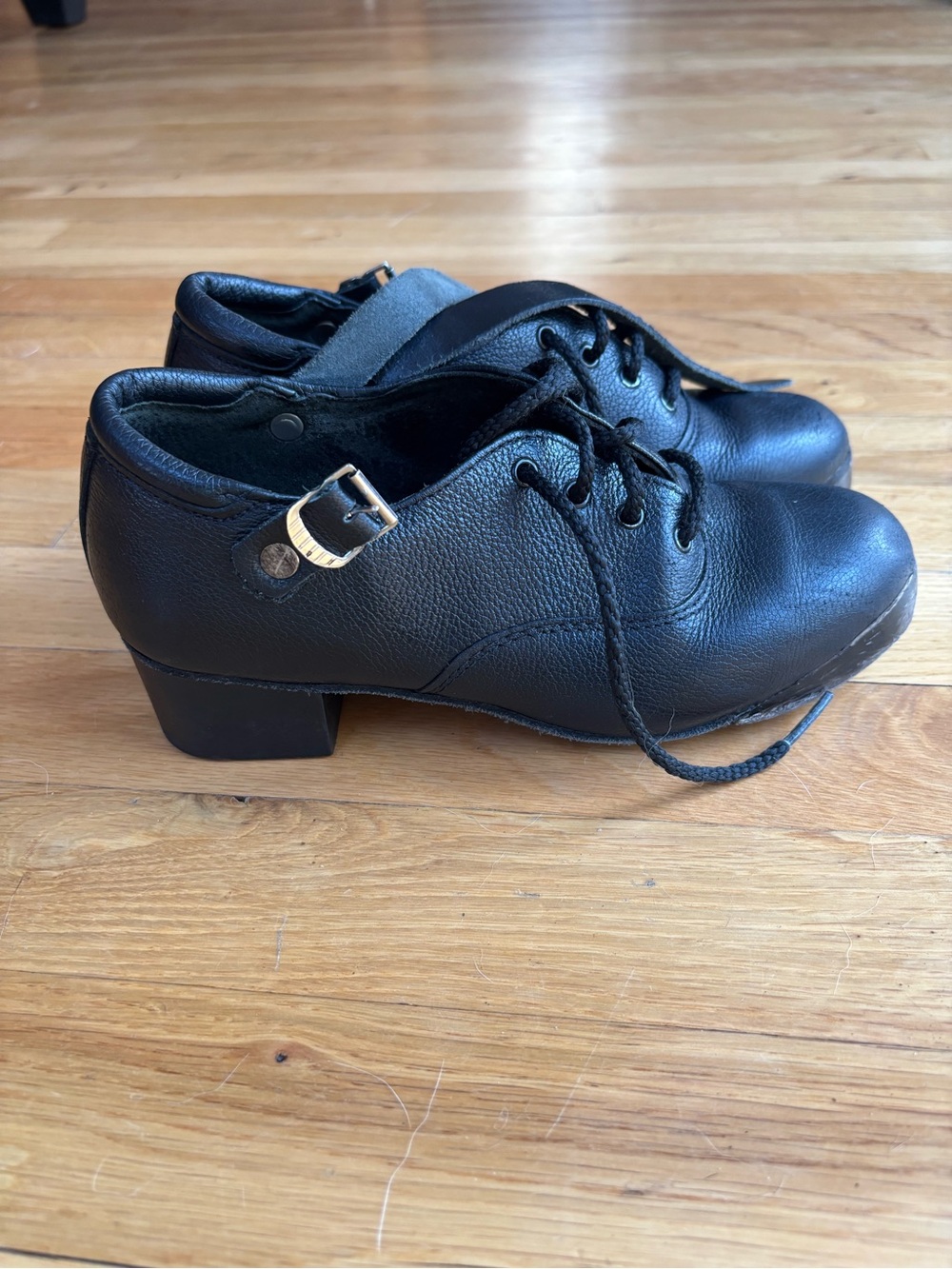 Rutherford hard shoes size 3.5